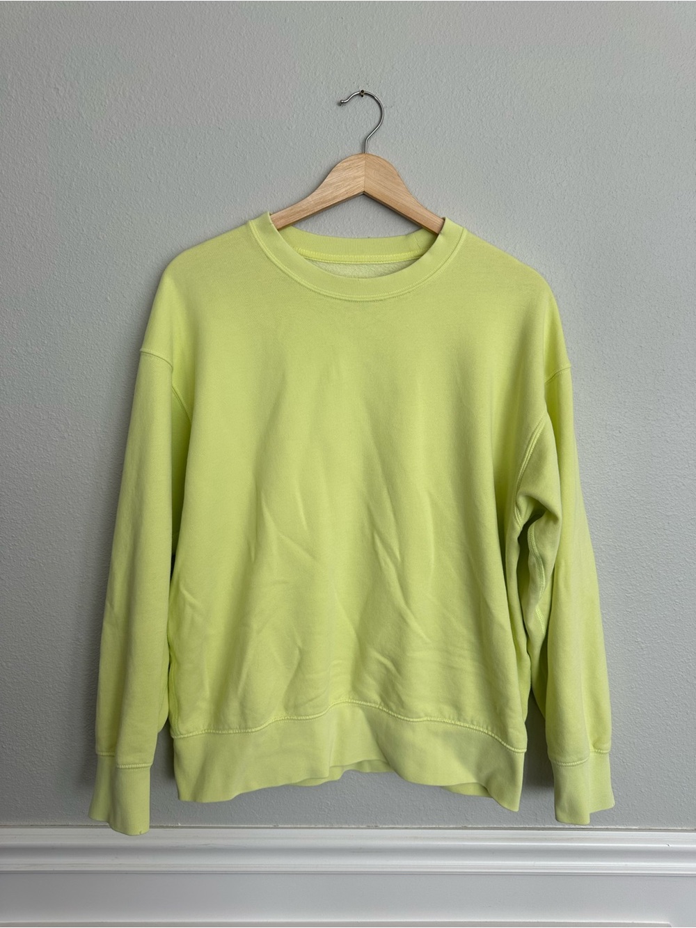 American Eagle Outfitters Neon Lime Crewneck Sweatshirt